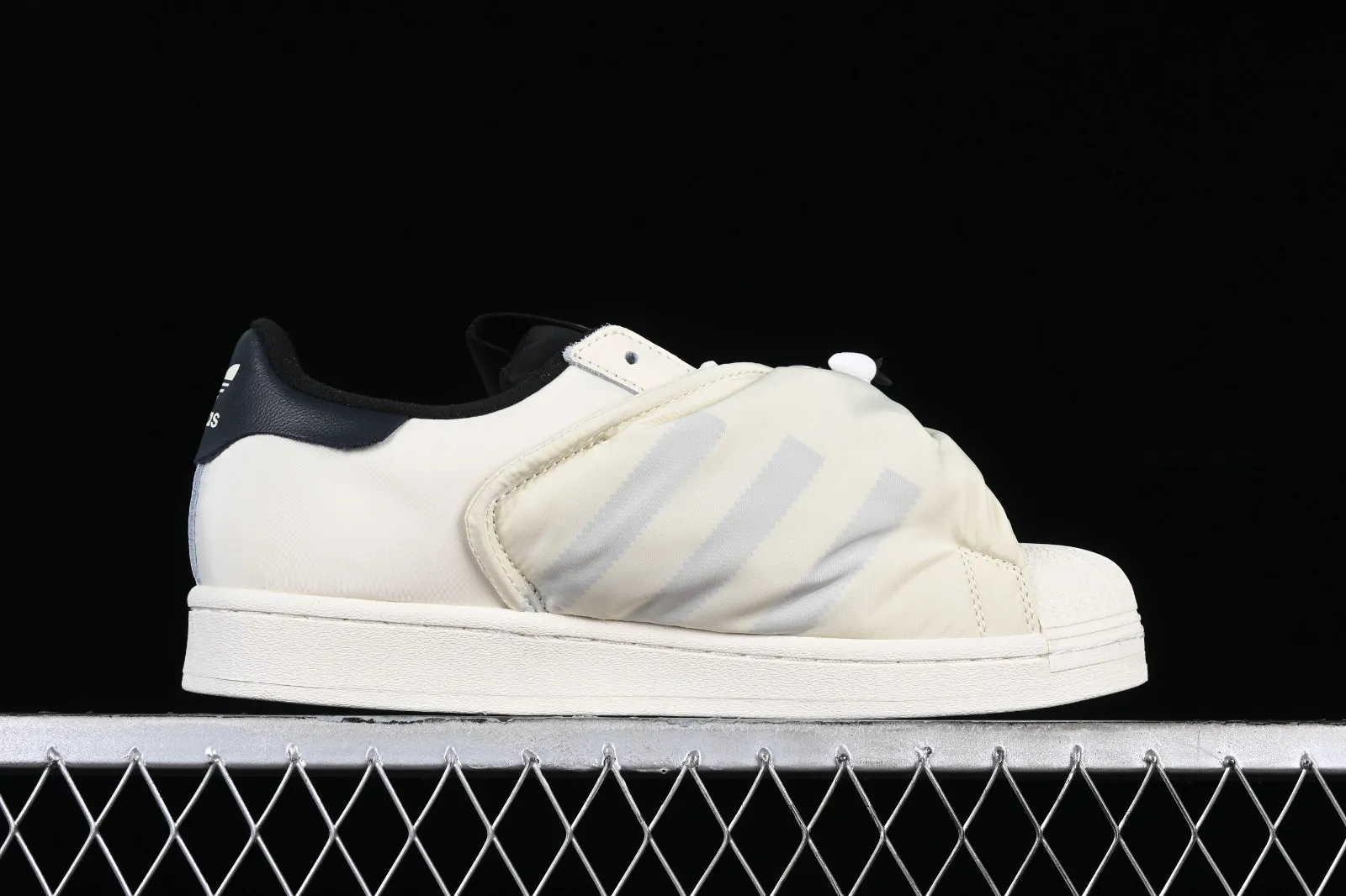 Adidas Originals Superstar Cloud White Off White Core Black ID9474