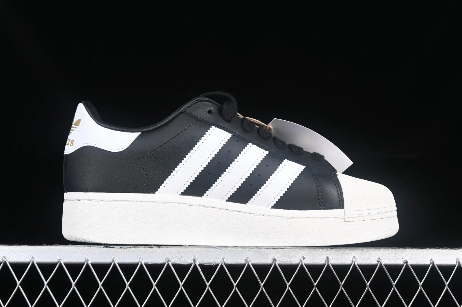 Adidas Superstar XLG Core Black Cloud White Metallic Gold ID7770