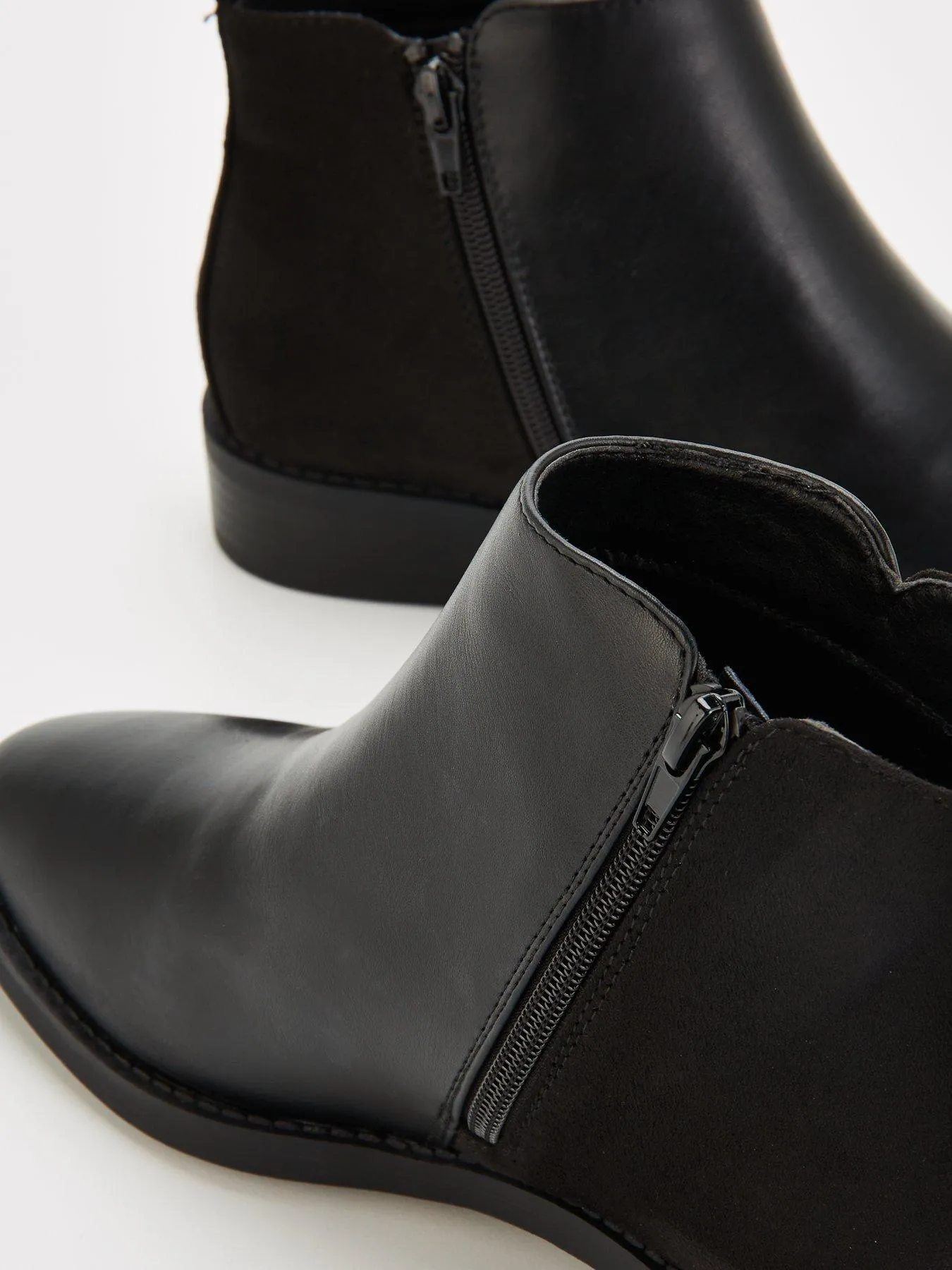 Everyday Extra Wide Fit Flat Ankle Boot