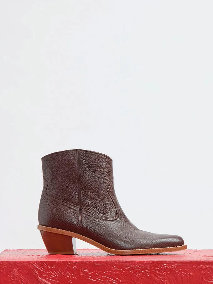 Leduc Ankle Boot in Chocolate Grained Leather