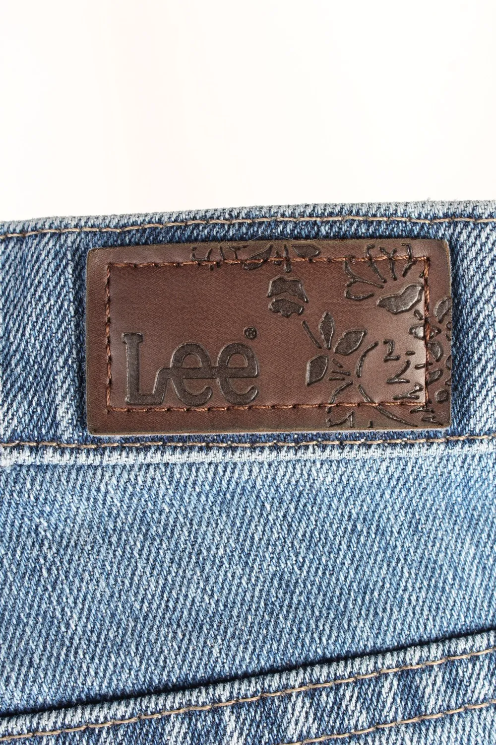 Lee Relaxed Straight Leg Mid Waist Womens Jeans W30 L29 - Pepper Tree London