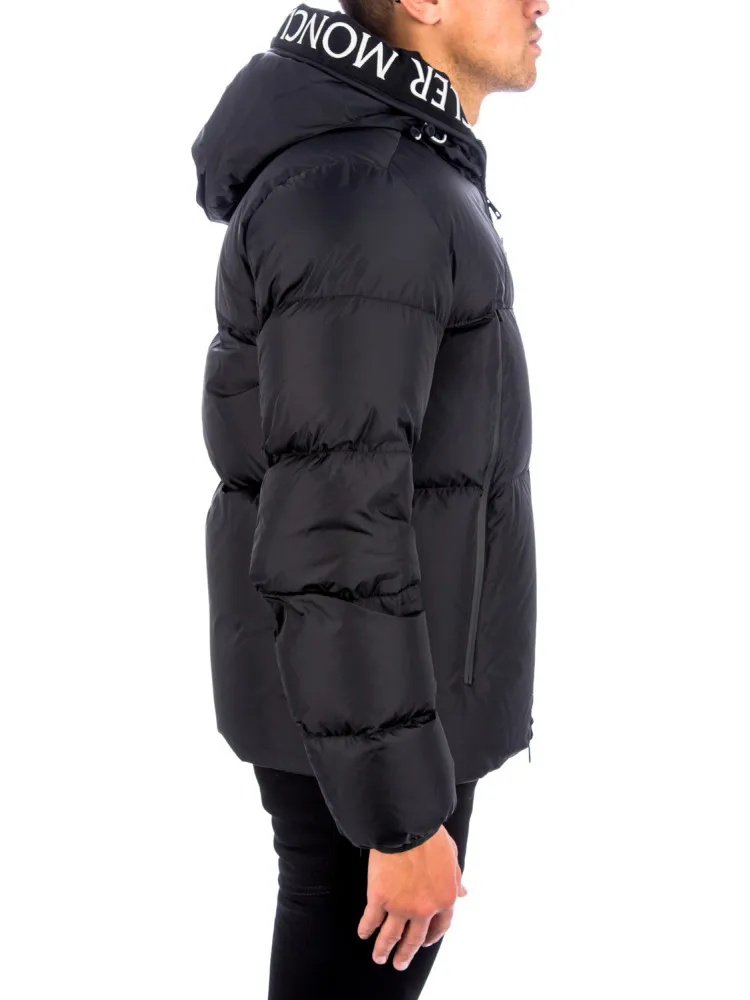 Moncler Montcla Giubbotto | Credomen