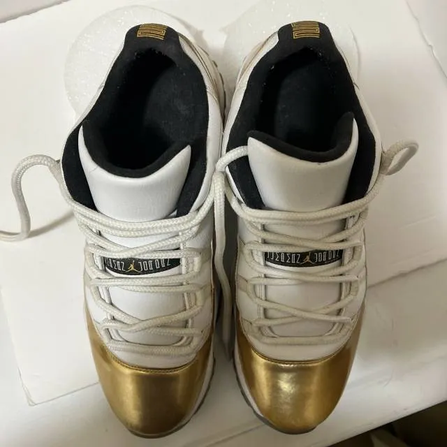 NDS Nike Air Jordan 11 Retro Low "Closing Ceremony 2016"...