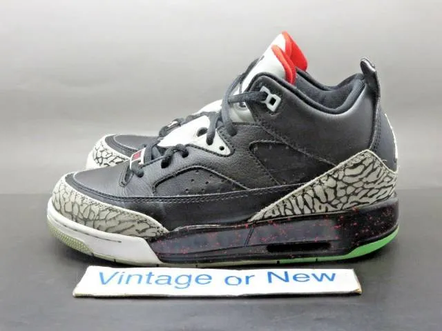 Nike Air Jordan Son of Mars Low Black University Red Gre...