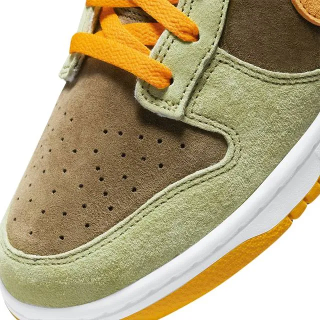 Nike dunk low dusty olive