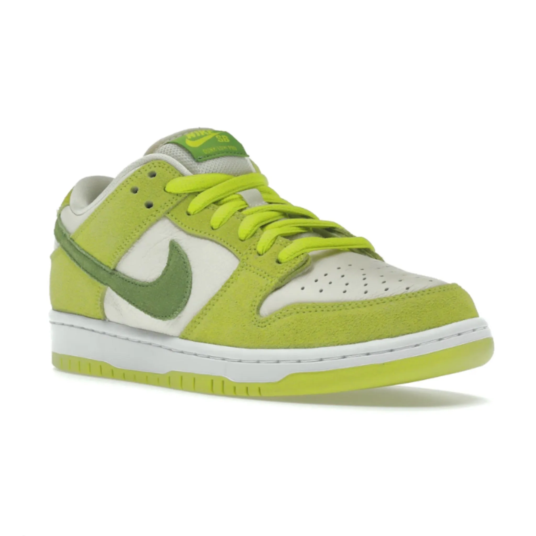 Nike SB Dunk Low Green Apple