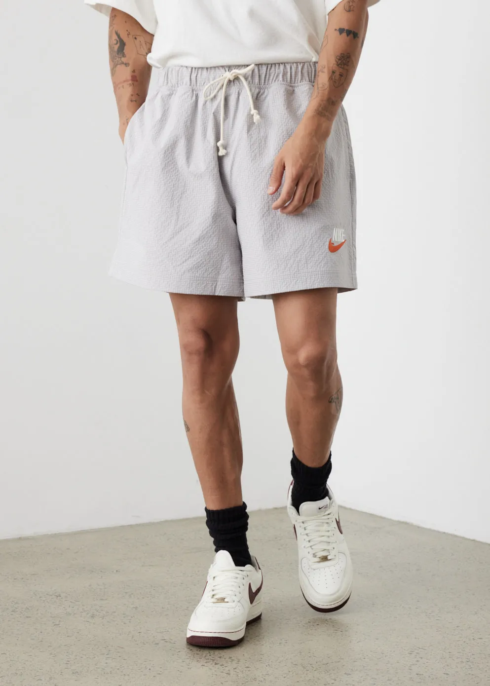 Nike -  Trend Lined Woven Shorts - Shorts