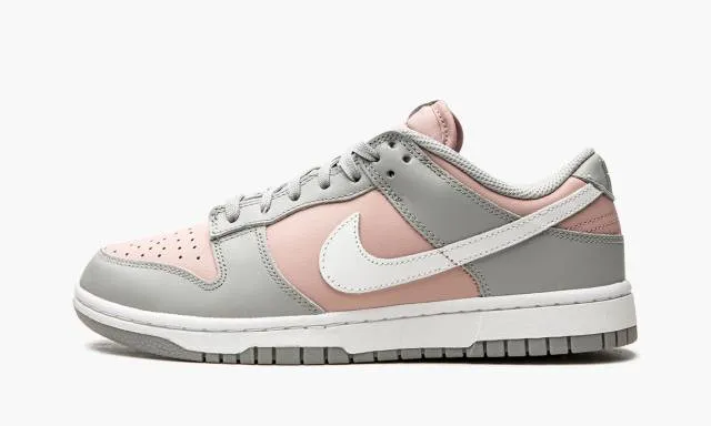 Nike wmns dunk low 