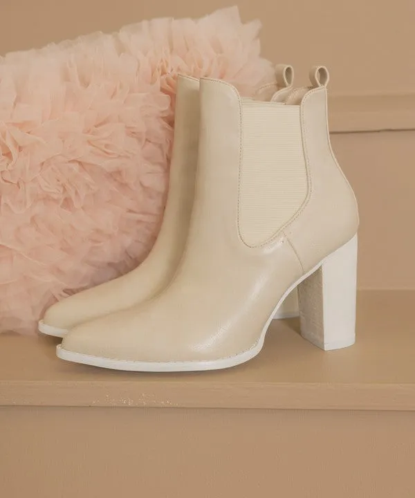 Oasis Society Esmee Chelsea Boot Heel