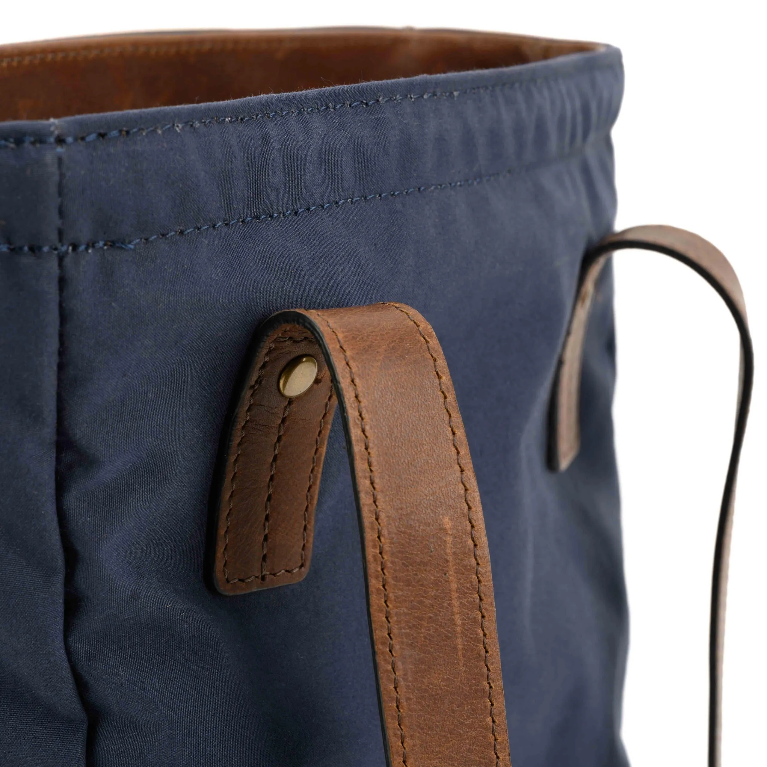 Petty Bottle Tote in Navy Ventile and Baldwin Oak by Moore & Giles