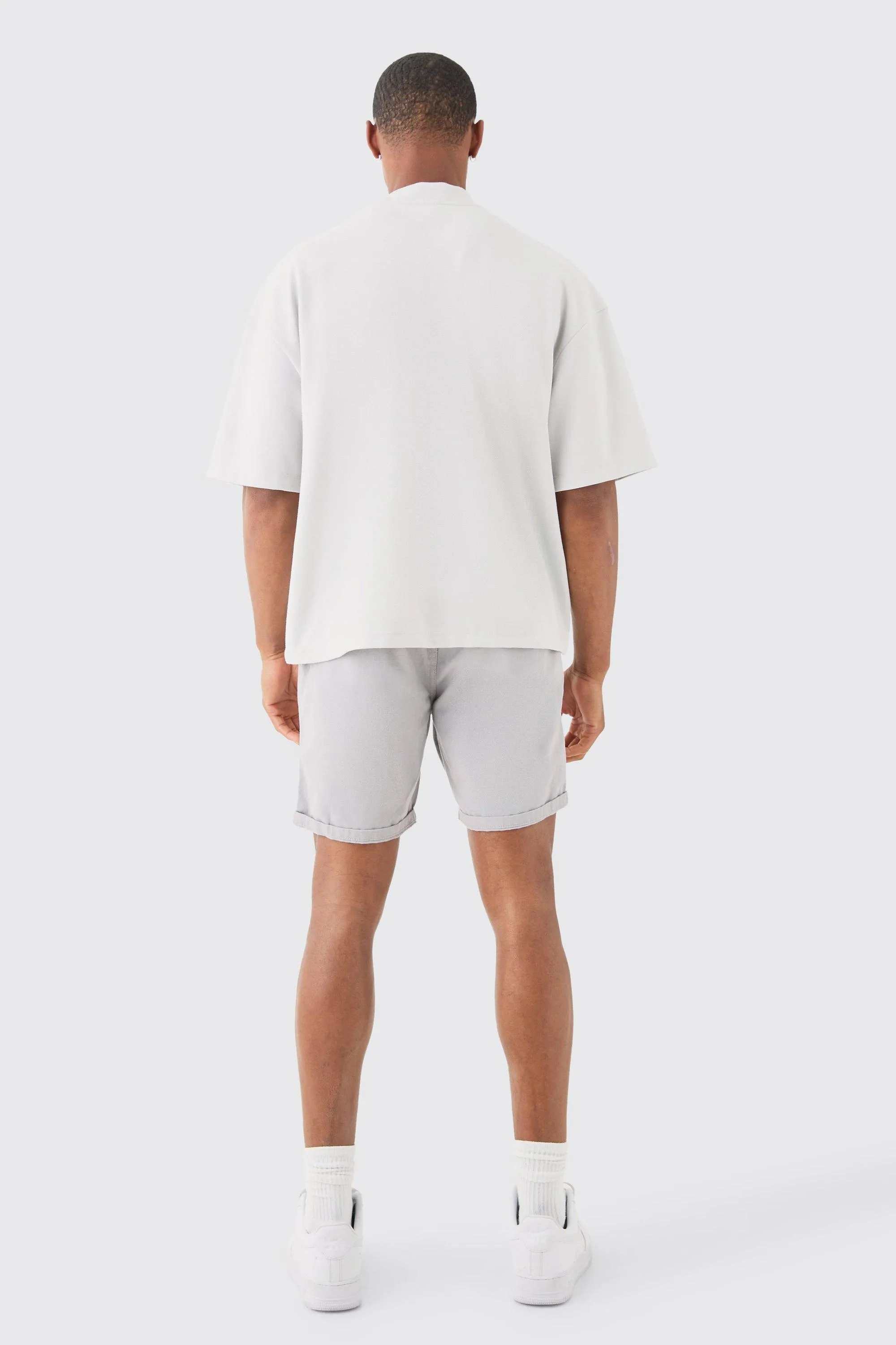 Shorts | Elasticated Waist Bermuda Shorts | boohooMAN