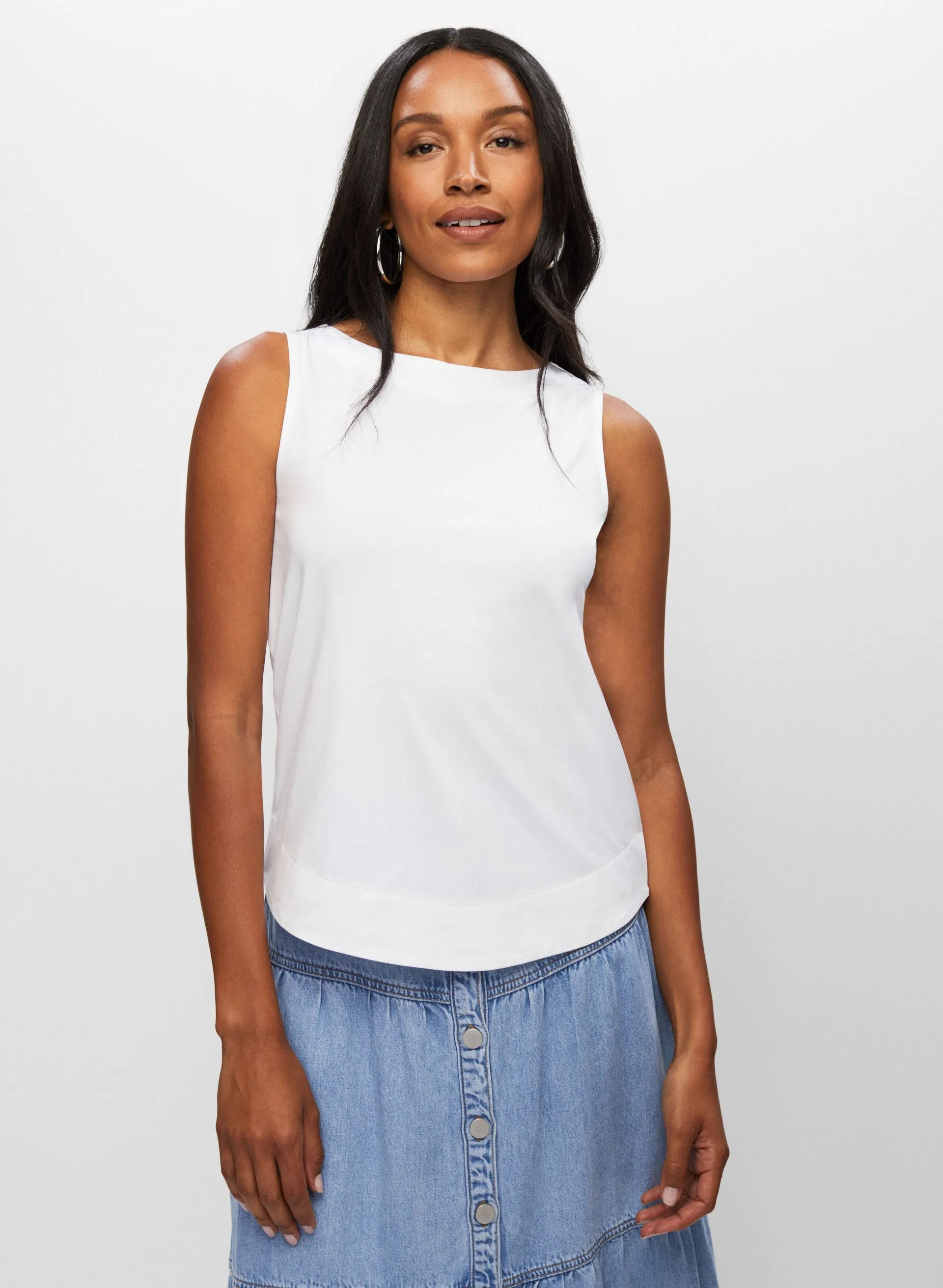 Sleeveless Boat Neck Top