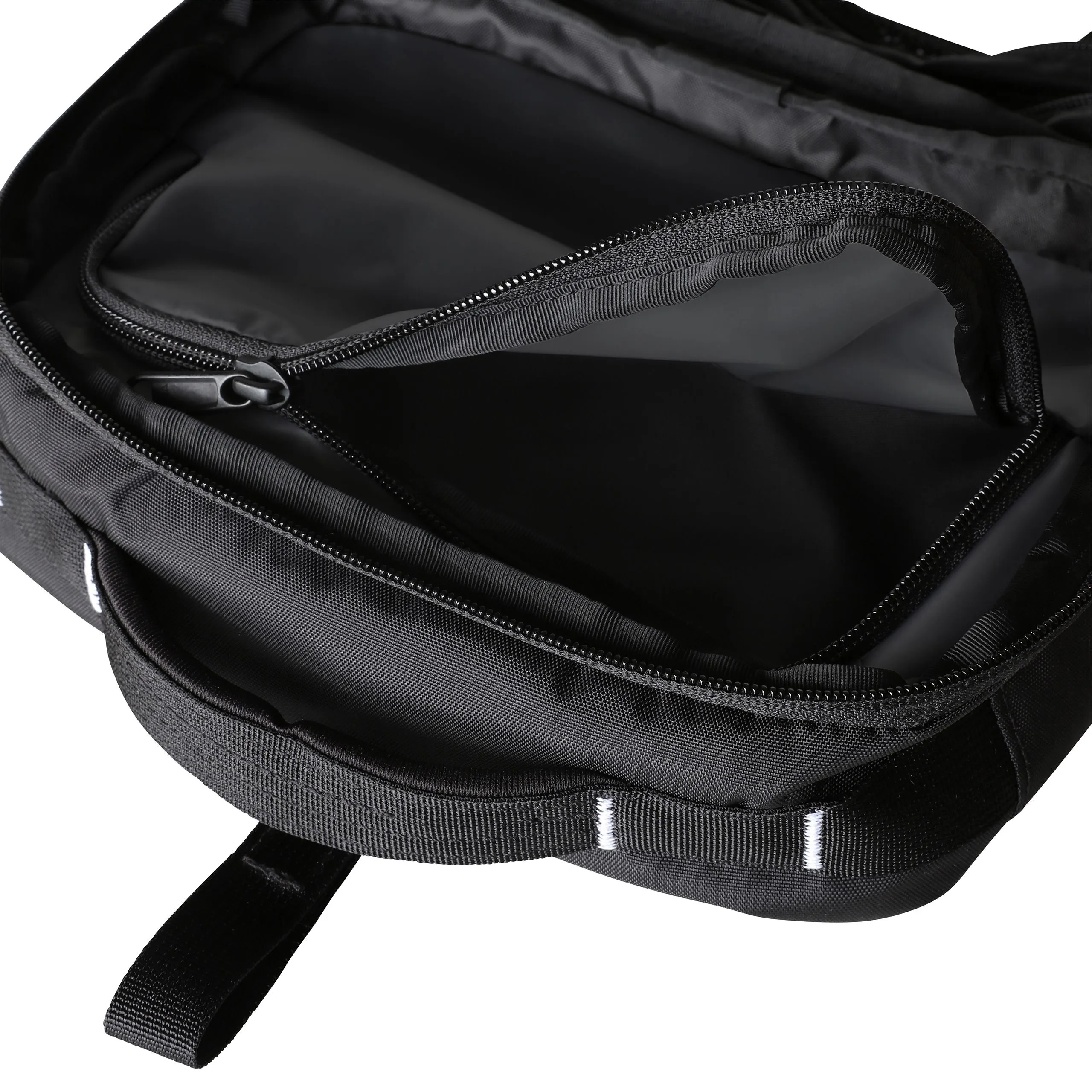 The North Face Base Camp Voyager Dopp Kit