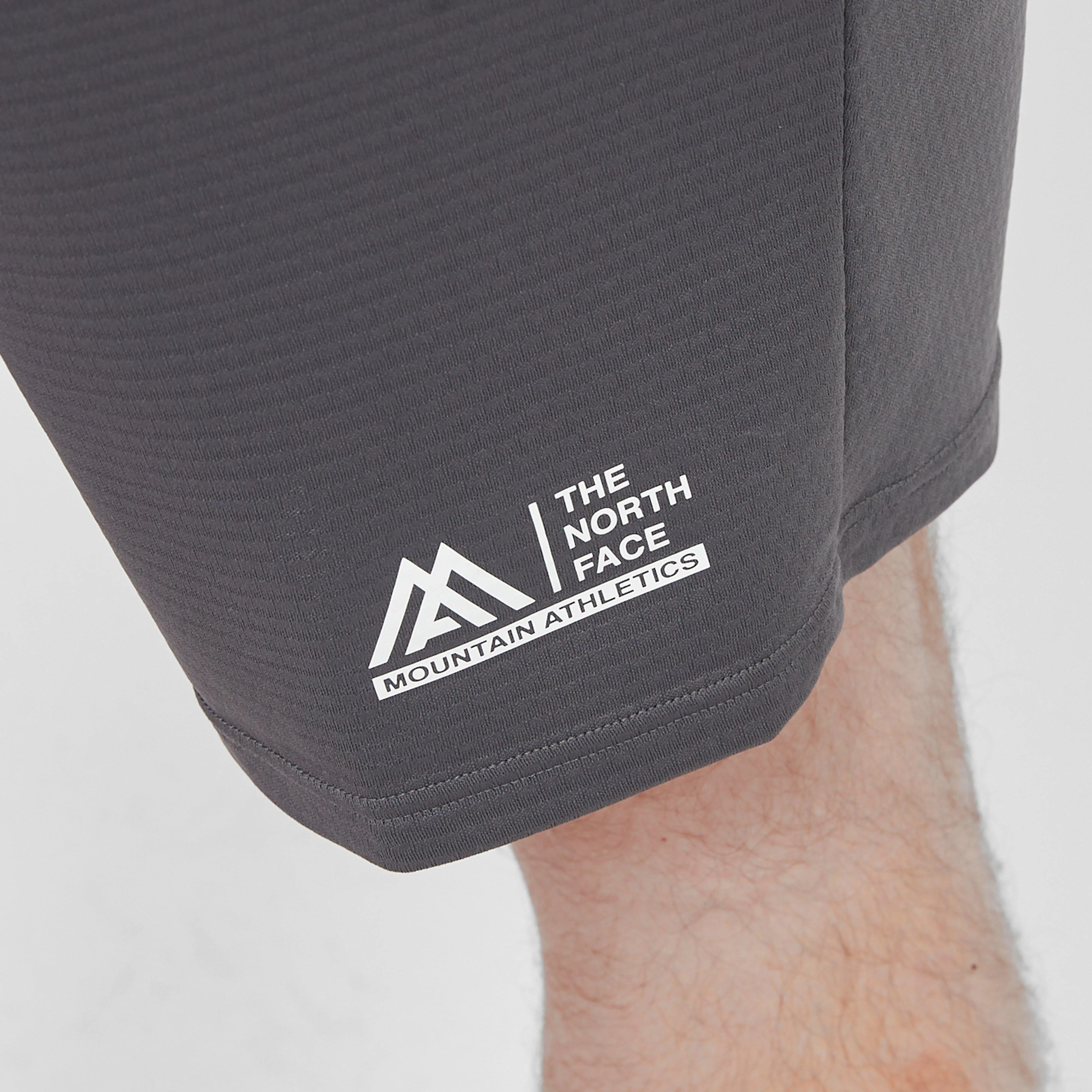 The North Face Men's Mountain Athletics Fleece Shorts | Ultimate Outdoors