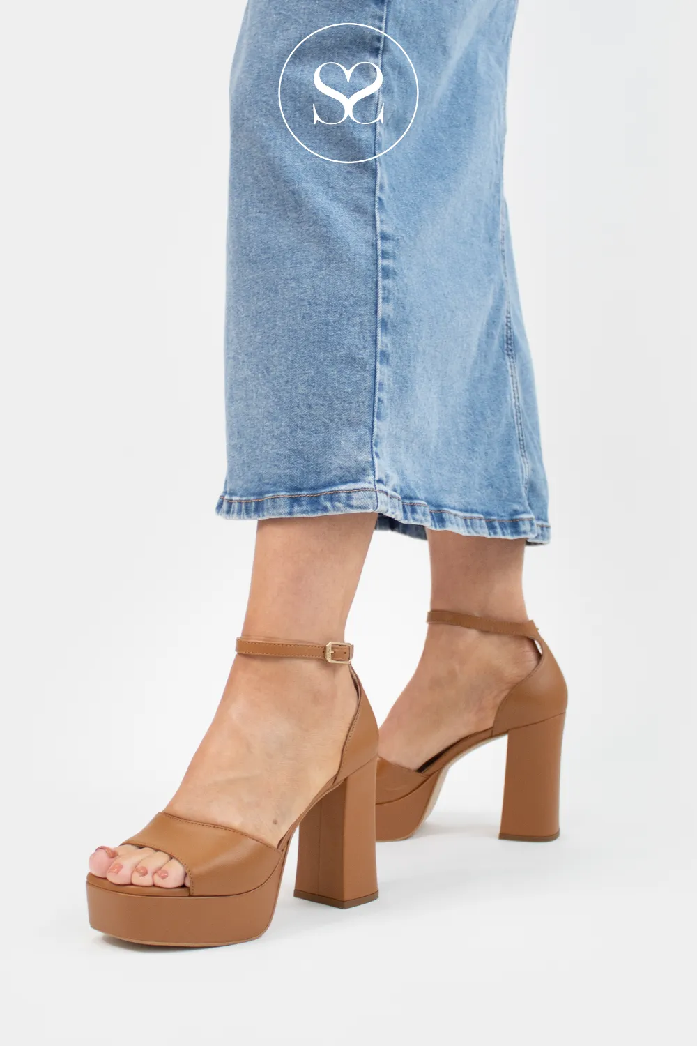 UNISA USUAL TAN - PLATFORM SANDALS