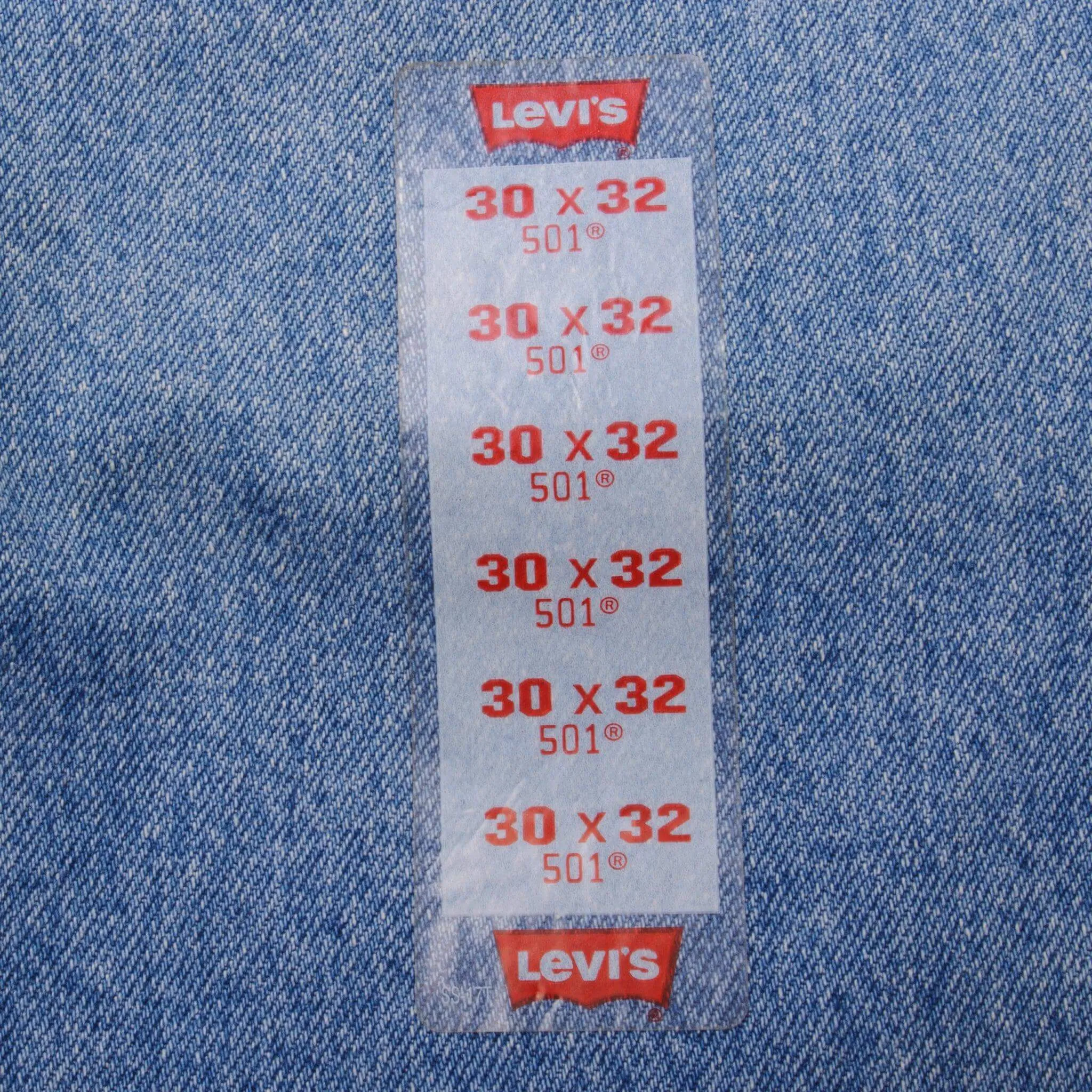 VINTAGE LEVIS 501 PRESHRUNK JEANS 1993 SIZE 30X32 W30 L32 MADE IN USA DEADSTOCK