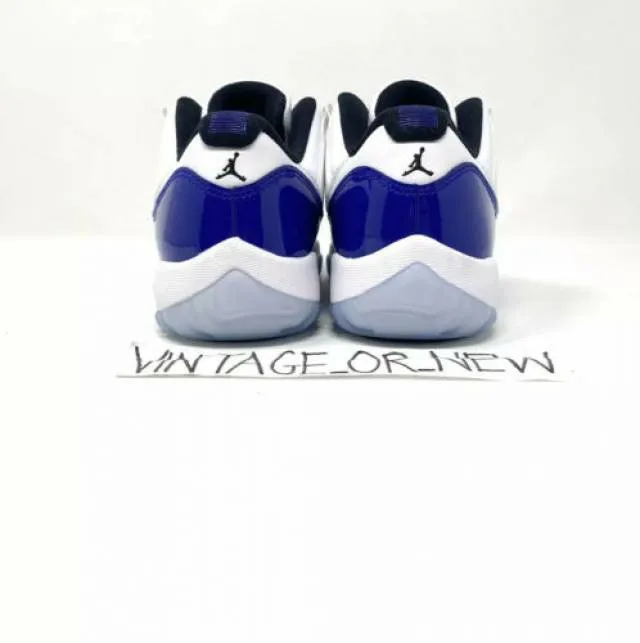 Women's Nike Air Jordan XI 11 Low Concord Sketch 2020 Re...