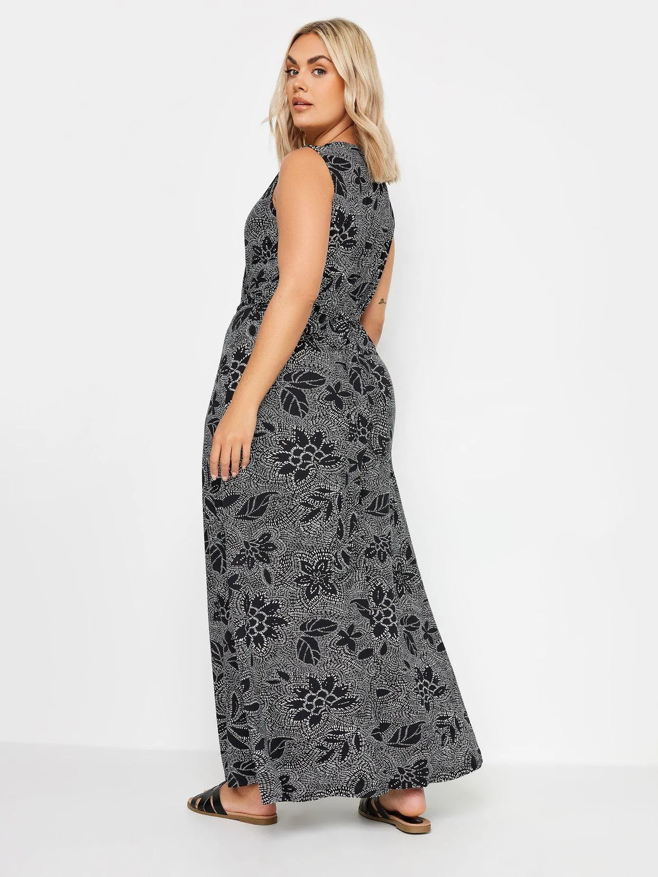 Yours Sleeveless Mono Wrap Dress - Black (Curve)